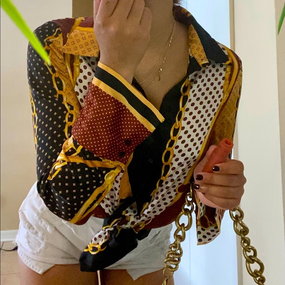 Versace inspired button down top - Picture 3 of 4